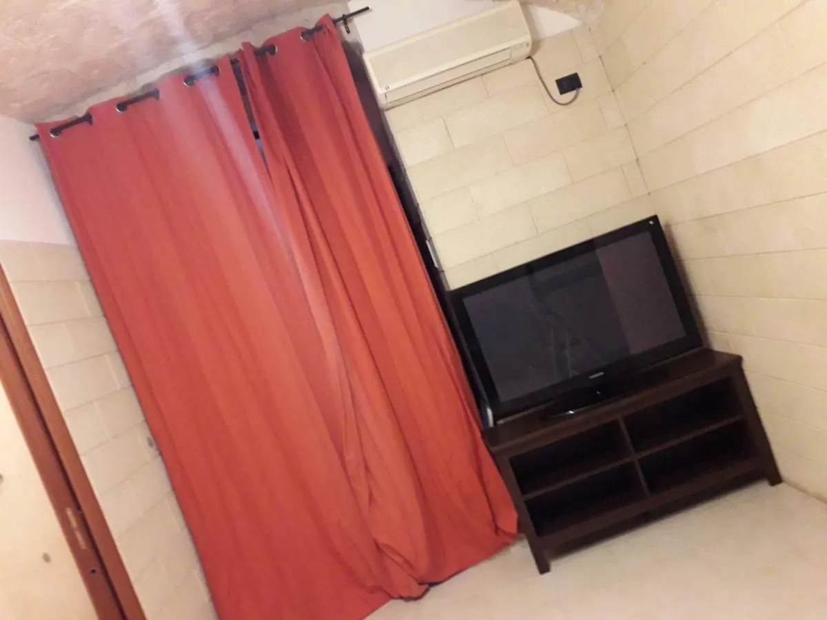 Filioli Apartment Bari Italia